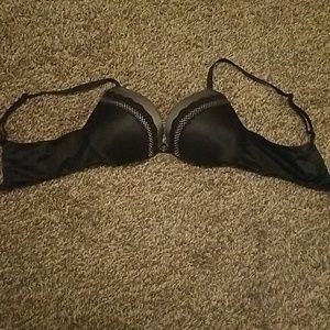 32b victorias secret bra